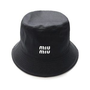 미우미우 영문로고 버킷햇