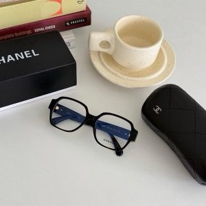 샤넬 하트 스퀘어 안경