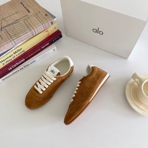 알로 선셋 스니커즈 신발 브라운