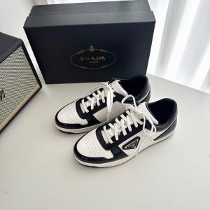 프라다 다운타운 레더 스니커즈 신발