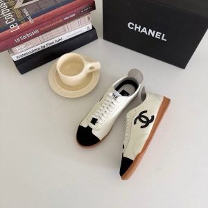 샤넬 26 CC로고 스니커즈 신발 화이트