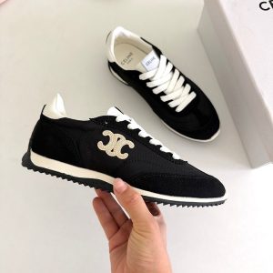 셀린느 트리옹프 레이서 스니커즈