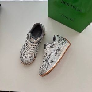 샤넬 오르빗 메탈릭 스니커즈