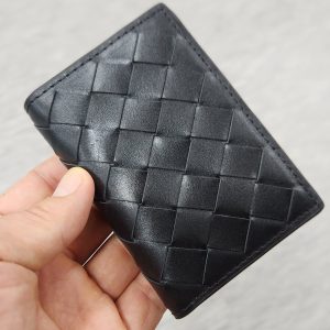 [63번] 보테가 베네타 인트레치아토 지갑 (블랙)